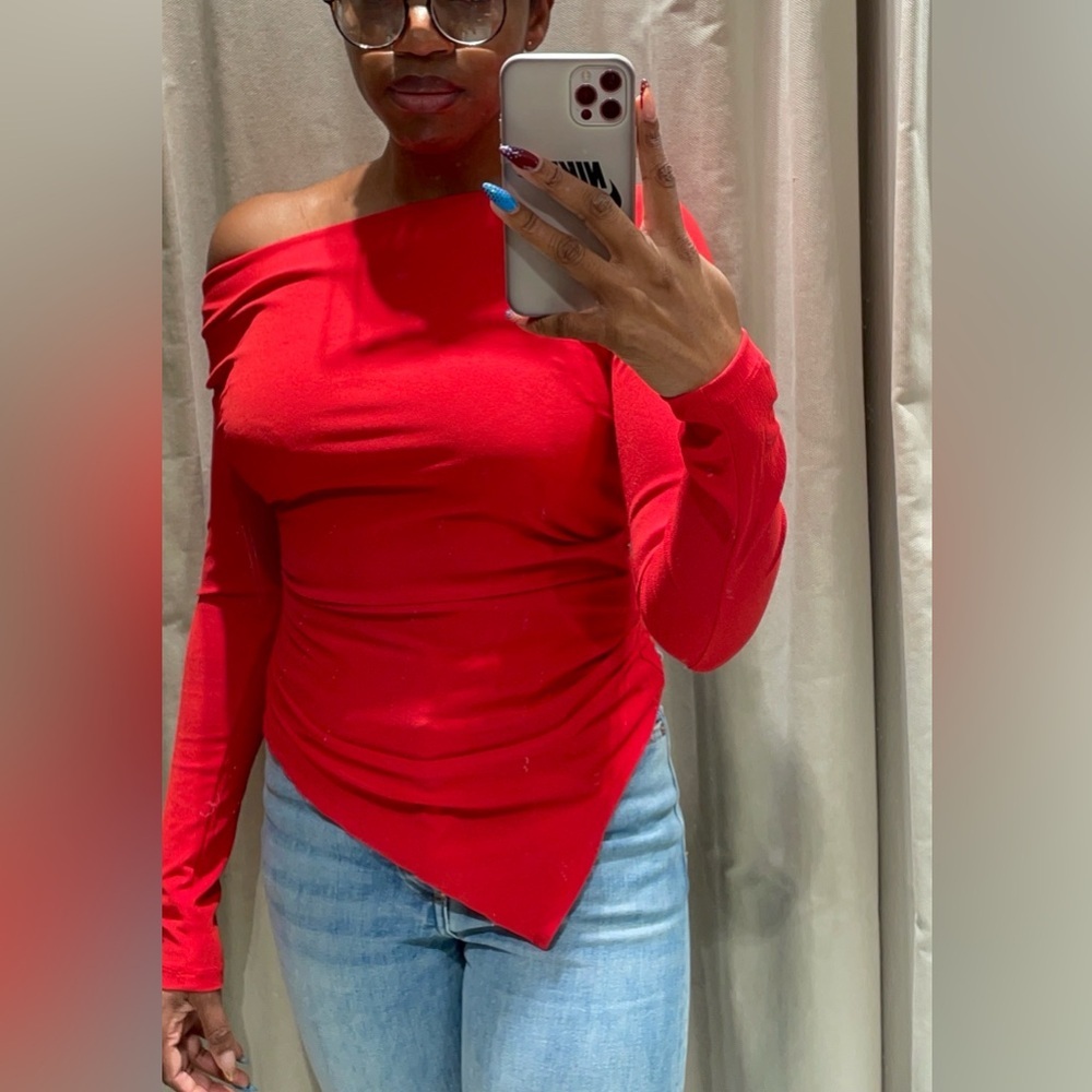 SOLD - Zara off shoulder top